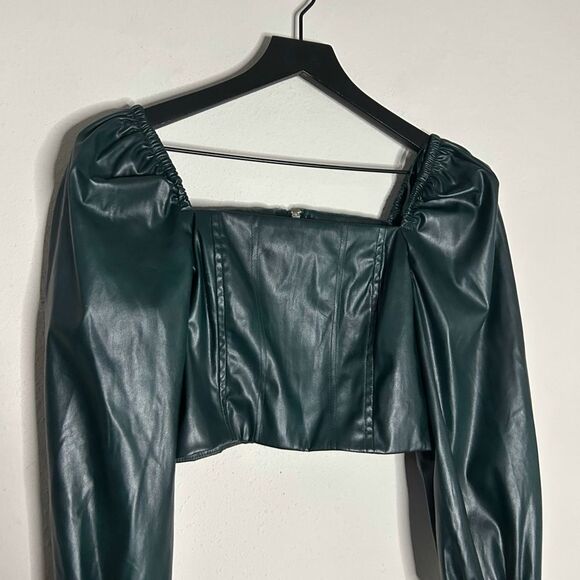 7 For All Mankind Green Vegan Leather Crop Top Size S - Picture 5 of 11